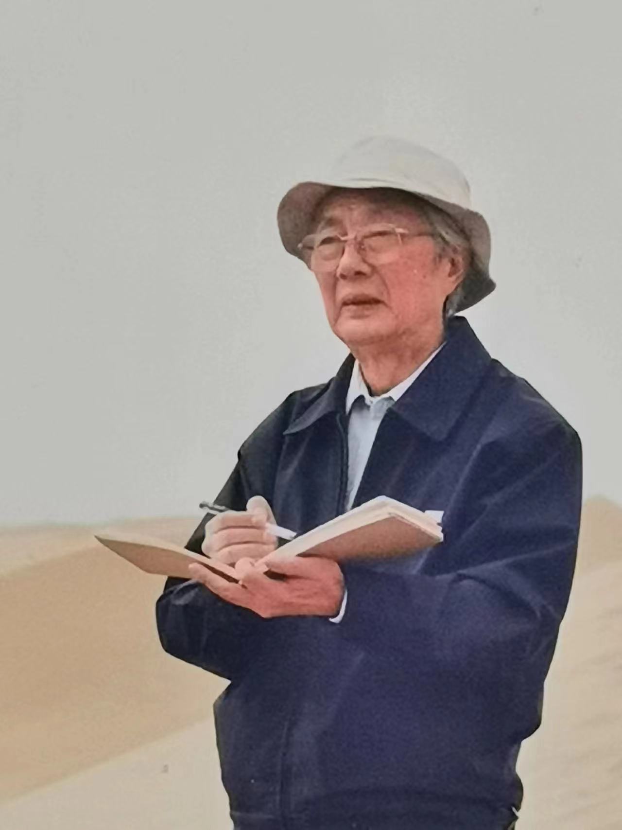 黄1.jpg